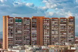 Jak obliczyć dochód do mieszkania komunalnego i uniknąć błędów