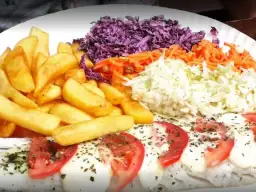 Gdzie zjeść w Darłówku? Odkryj najlepsze lokale i smaki!