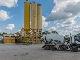 Ile kosztuje gruszka betonu? Cena z transportem i dodatkami