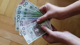 Ile czasu na zapłacenie podatku od sprzedaży nieruchomości? Uniknij kar!