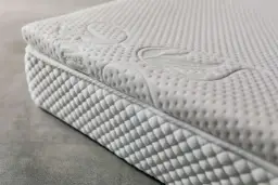 Materac dla 3-latka: Ranking 2026. Zdrowy sen bez pułapek!