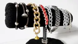 Organizer na opaski DIY: 4 pomysły na porządek w akcesoriach