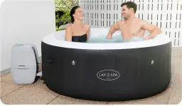 Lay-Z-Spa Miami: Czy to dmuchane jacuzzi spełni Twoje oczekiwania?