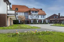 Dom Seniora Erania: Przewodnik, opinie, cennik, oferta