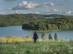 Kaszuby: Atrakcje, Szwajcaria, Kultura i Spływy - Twój Przewodnik