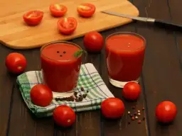 Czy cukrzyk może pić sok pomidorowy? Uważaj na te pułapki!