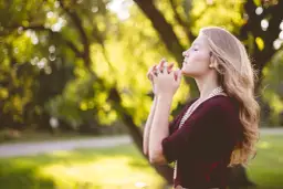 Jak odmawiać modlitwę pompejańską, aby skutecznie uzyskać pomoc