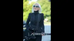 Tekst piosenki czekam na wiatr co rozgoni – odkryj emocje Maanam