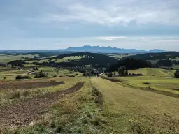 Jezioro Czorsztyńskie: Camping i kamper jak zaplanować wyjazd?