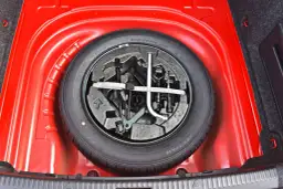 Ford S-Max: Koło zapasowe czy zestaw naprawczy? Pełny poradnik