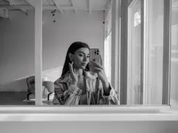 Jak zrobić zdjęcie w lustrze, aby wyglądało profesjonalnie i estetycznie