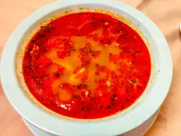 Gdzie zjeść w Budapeszcie: najlepsze miejsca na niezapomniane smaki