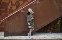 Jakie buty do teatru zimą: elegancja i komfort w chłodne dni