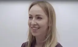 Urszula Brzezińska-Hołownia ile ma lat? Zaskakujące fakty o jej życiu