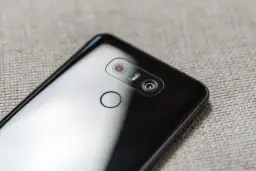 Najlepsze smartfony do 1500 zł z niesamowitym aparatem – porównanie i ranking