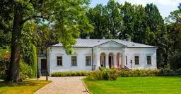 Czarnolas atrakcje: odkryj nieznane skarby i ciekawe miejsca