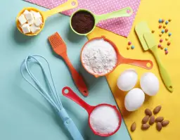 Szybkie przeliczanie 600 g mąki na szklanki - poradnik kuchennych obliczeń