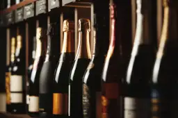 Limity alkoholu do Polski: Ile możesz wwieźć z UE i spoza niej?