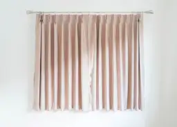 Jak zrobić karnisz - proste kroki, aby uniknąć błędów w montażu