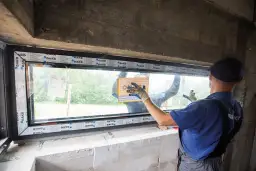 Wymiana okien przed ociepleniem czy po - co wybrać dla lepszej izolacji?