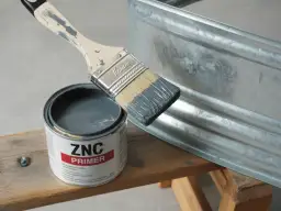 Czym pomalować ocynkowane ogrodzenie, aby uzyskać trwały efekt?