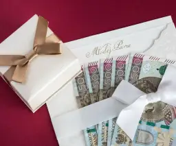 Jaką kopertę na wesele wybrać, aby idealnie pasowała do stylu?