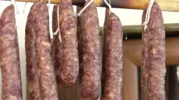 Kiełbasa piwna – przepisy, składniki i wartości odżywcze, które musisz znać