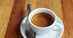 Jaka kawa na odchudzanie działa najlepiej? Sprawdź rodzaje i efekty