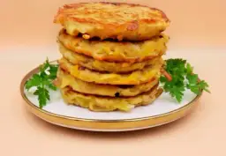 Czy ciasto na placki ziemniaczane można trzymać w lodówce bez straty jakości?