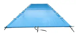 Osłona basenu: Czy naprawdę potrzebna? 4 kluczowe fakty