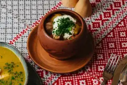 Gdzie zjeść w Krakowie? Odkryj najlepsze restauracje i smaki