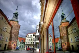 Przewodnik po atrakcjach Zielonej Góry: Nie przegap tych miejsc!