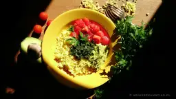 Co zrobić z ugotowanej kaszy jaglanej? Pomysły na słodko i wytrawnie