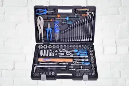 Jakiej firmy narzędzia do warsztatu wybrać, aby uniknąć rozczarowania?