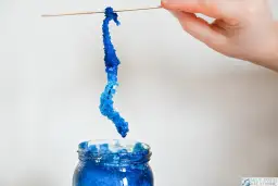Hodowla kryształów soli na sznurku: Prosty przewodnik krok po kroku
