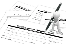 Biała figurka pisze długopisem na formularzu "Employment Application". To dokumenty do wypełnienia po angielsku.