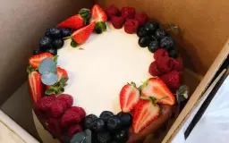 Jak przewieźć tort? Uniknij katastrofy! Sprawdzone triki.