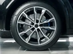 Jaki kolor zacisków do srebrnych felg, aby uniknąć nietrafionych wyborów?