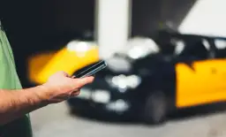 Jak znaleźć kierowcę Ubera szybko i bez problemów – praktyczne porady