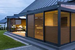 Czym ogrodzić taras? Najlepsze opcje, które zachwycą i ochronią