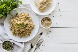 Risotto z pieczarkami i parmezanem – włoski comfort food krok po kroku