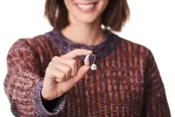 Jaki aparat słuchowy wybrać, aby poprawić jakość życia?