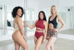 Pole Dance Outfits: So finden Sie Grip, Stil & Selbstvertrauen