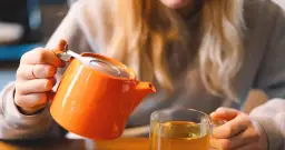 Jaką herbatę wybrać, aby poprawić wygląd cery i zdrowie skóry?