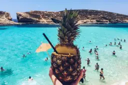 Ile trwa lot Wrocław Malta? Sprawdź czas przelotu i więcej informacji