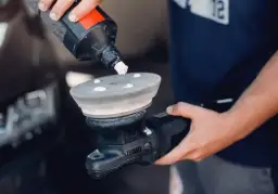 Jaką pastę do polerowania samochodu wybrać dla skutecznych efektów