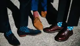 Jak dobrać skarpetki do garnituru, by uniknąć modowych wpadek?
