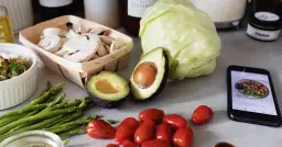 Dlaczego polscy aktorzy po 50-tce inspirują do zdrowego gotowania?