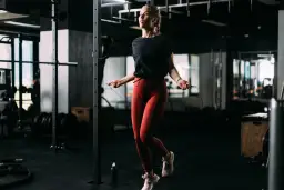 Jaki trening spala najwięcej kalorii? Ranking i sekret EPOC!