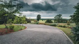 Jak tanio zrobić podjazd: 5 sprawdzonych sposobów na oszczędności